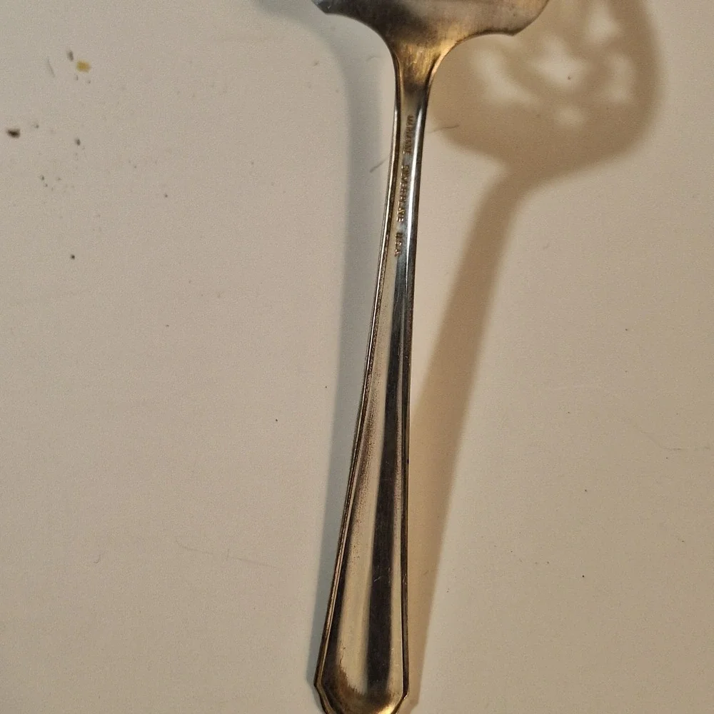 VINTAGE MARIANNE SILVERPLATE 